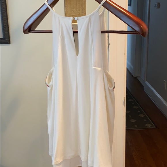 Embroidered halter top - Picture 2 of 2